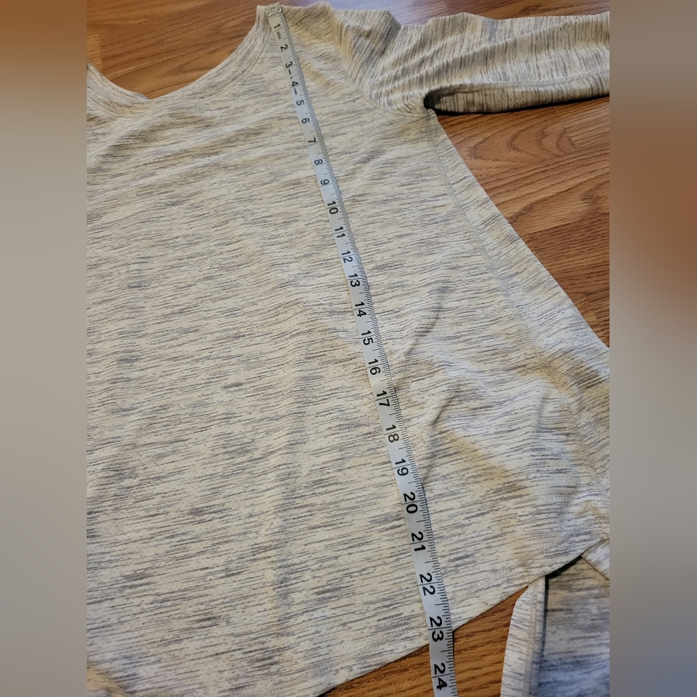 Zyia Active Split Back Long Sleeve Heathered Whit… - image 8